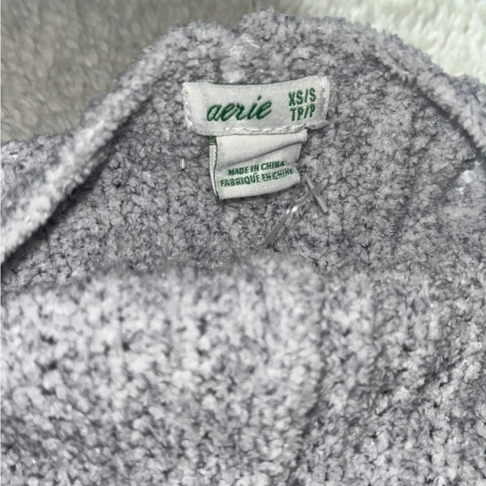 Aerie sleeveless cardigan